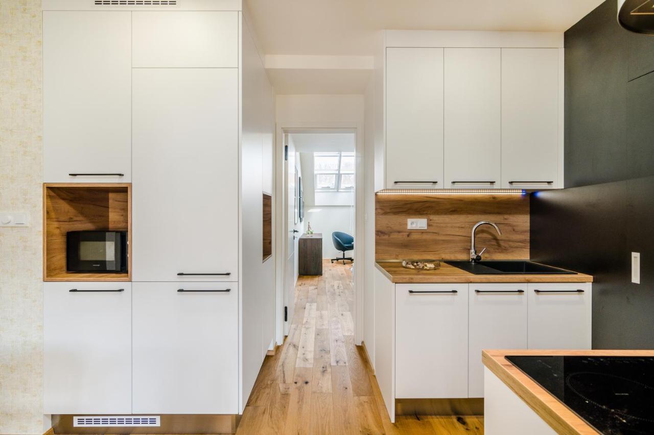 Апартаменты Prague Days - Premium Loft W Terrace - View - Netflix - Ac Экстерьер фото